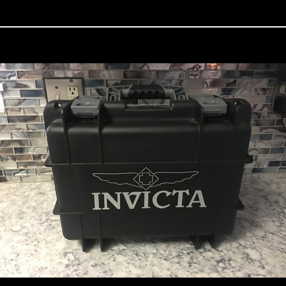 Invicta 3-Slot Watch Dive Impact Case